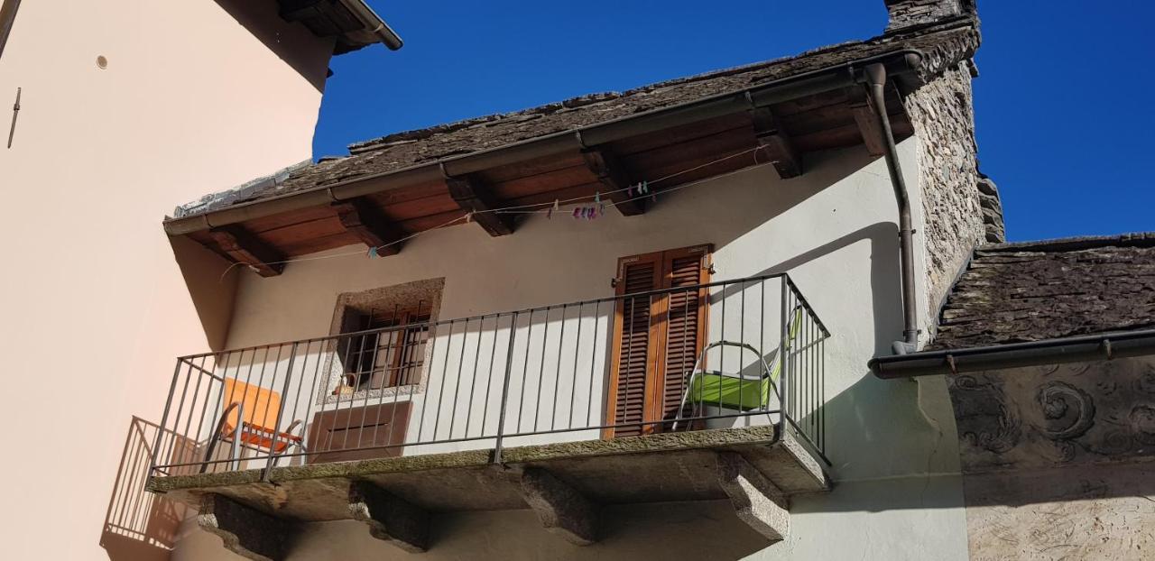 Appartamento Di Vacanza Casa Leoni Verscio Dış mekan fotoğraf