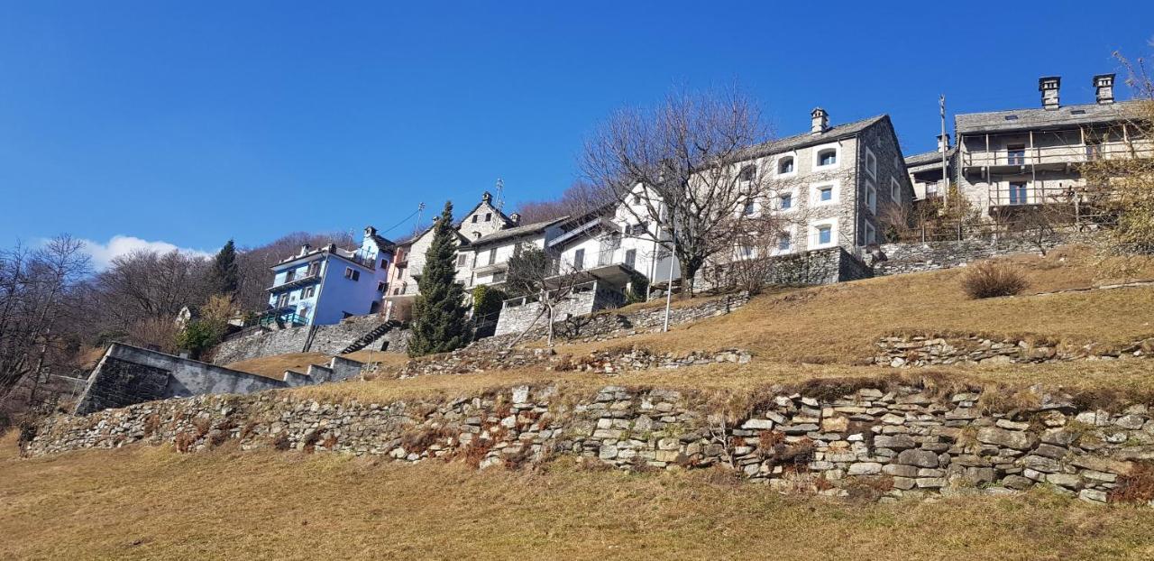 Appartamento Di Vacanza Casa Leoni Verscio Dış mekan fotoğraf